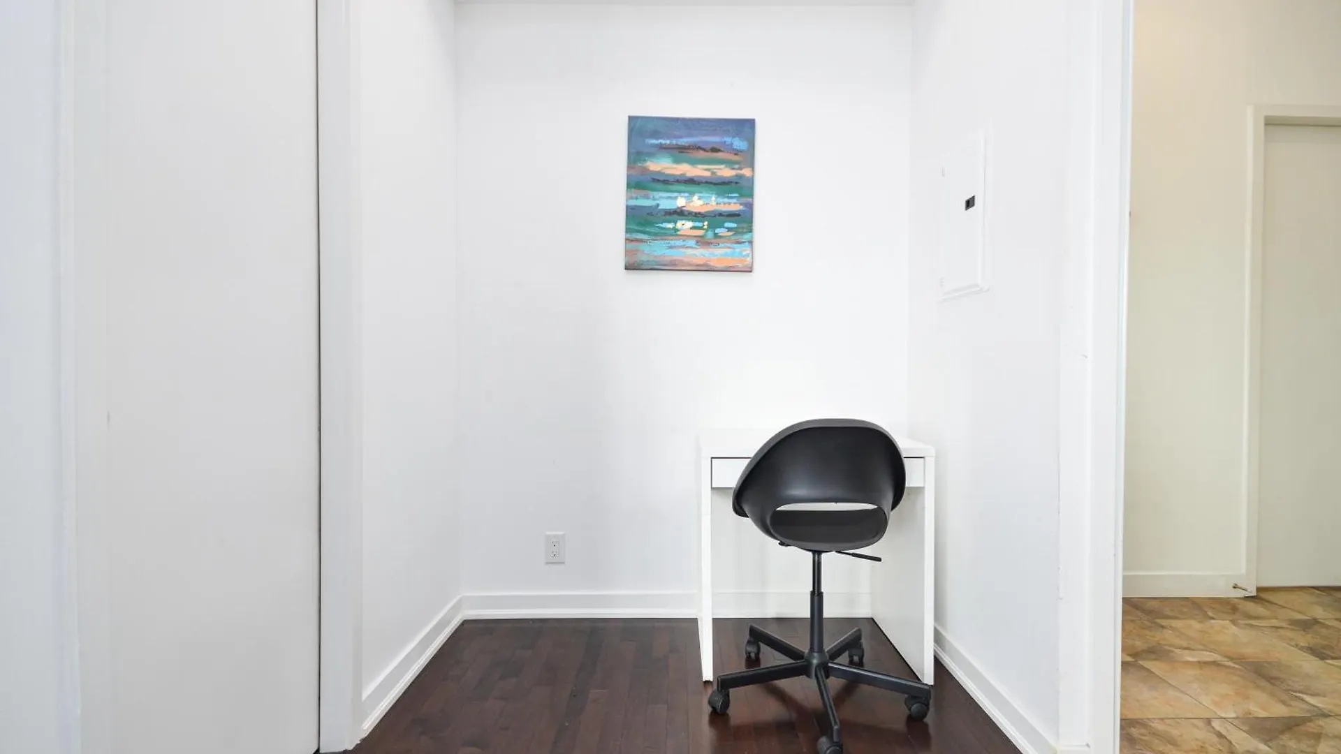 Downtown Toronto 2 Bedrooms Condo
